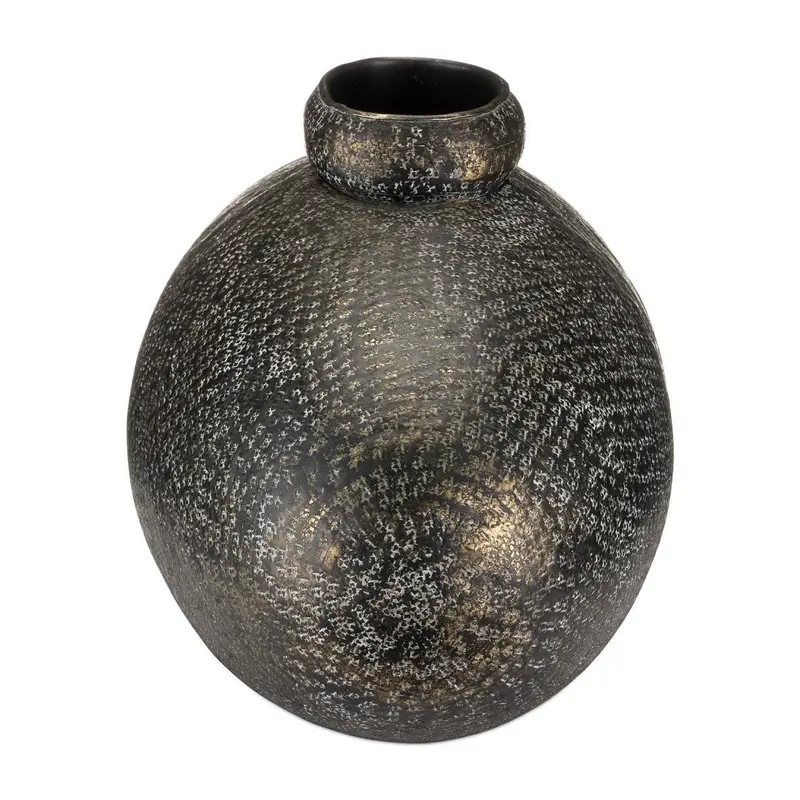 Brigadier Sleek Aluminum Vase For Contemporary Spaces 1