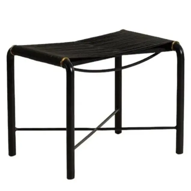 Riz Leather Bar Stool With Streamlined Profile And Cushioned Seat 1