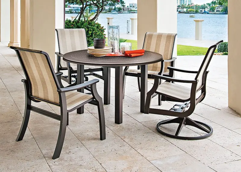 St. Catherine 5-Piece Round Sling Outdoor Dining Set 1