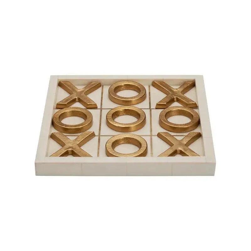 Tic Tac Toe Magnetic Game Box In White 1